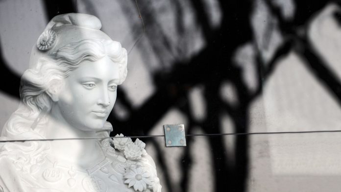 3424-marianne-symbole-de-la-republique-francaise_5799229