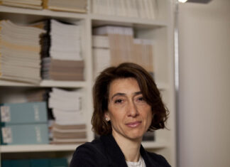 L’avocat pénaliste d’entreprise : défenseur au prétoire et architecte du risque dans une économie complexe